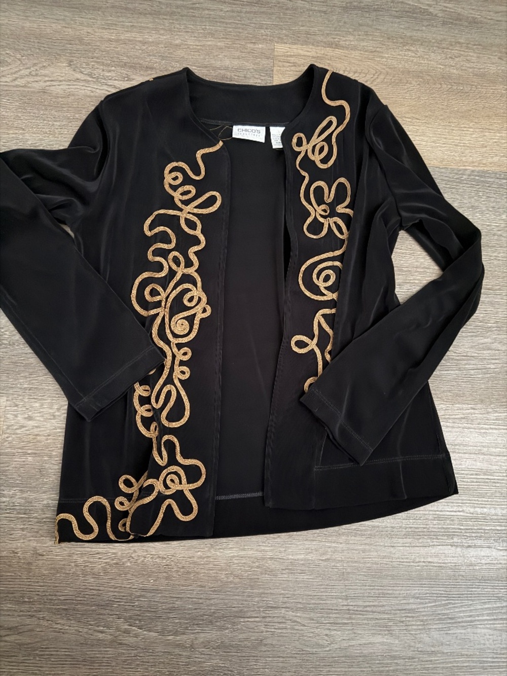 Chico's Travelers gold embroidered open front top size 0 wrinkle free black